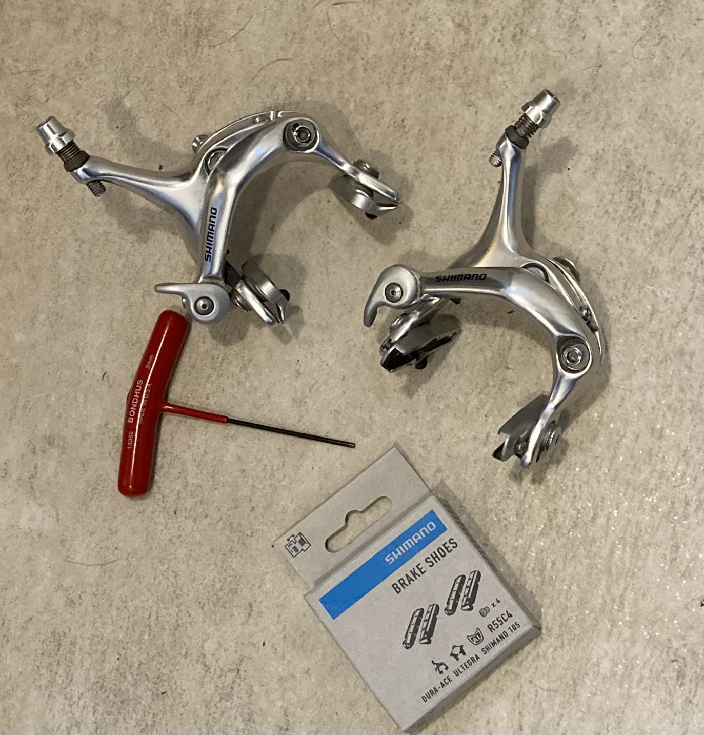 https://road.cc/wp-content/uploads/roadcc/Rim brake shoe cartridges.jpg